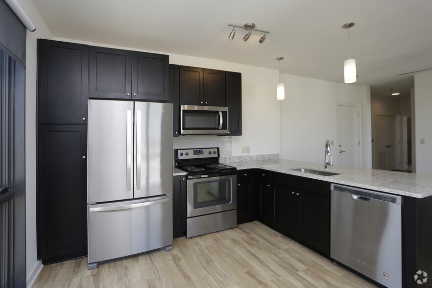 More Photos Of 174 E Main St, Spartanburg Apartments For Lease