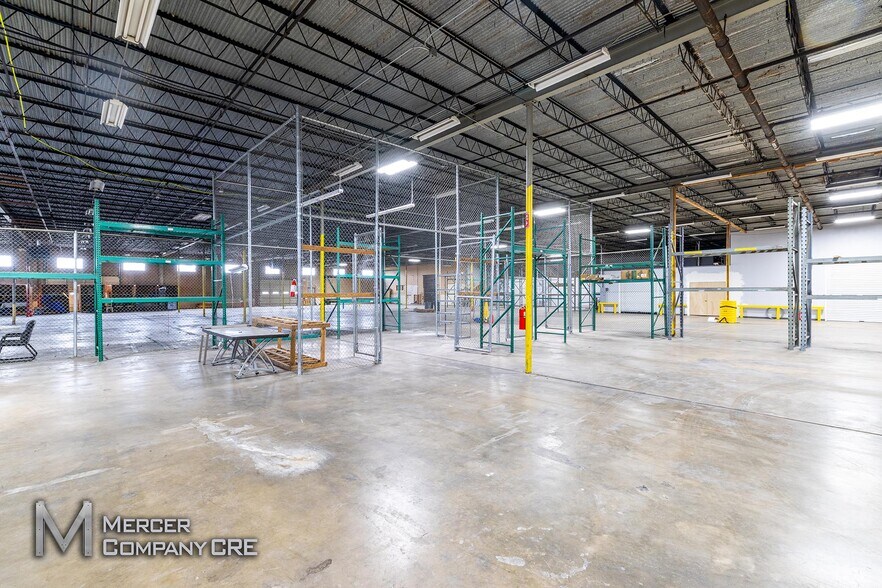More Photos Of 3300 N Santa Fe Ave, Oklahoma City Warehouse For Lease