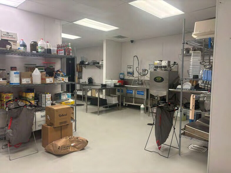 More Photos Of 796 11th St, Marion Restaurant For Sale