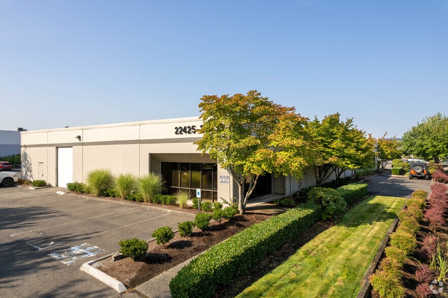 More Photos Of 22425-22433 72nd Ave S, Kent Warehouse For Lease