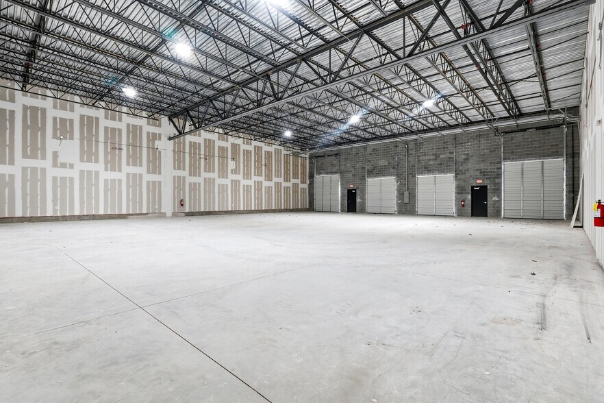 More Photos Of 1901 Peachtree Industrial Blvd, Buford Warehouse For Lease