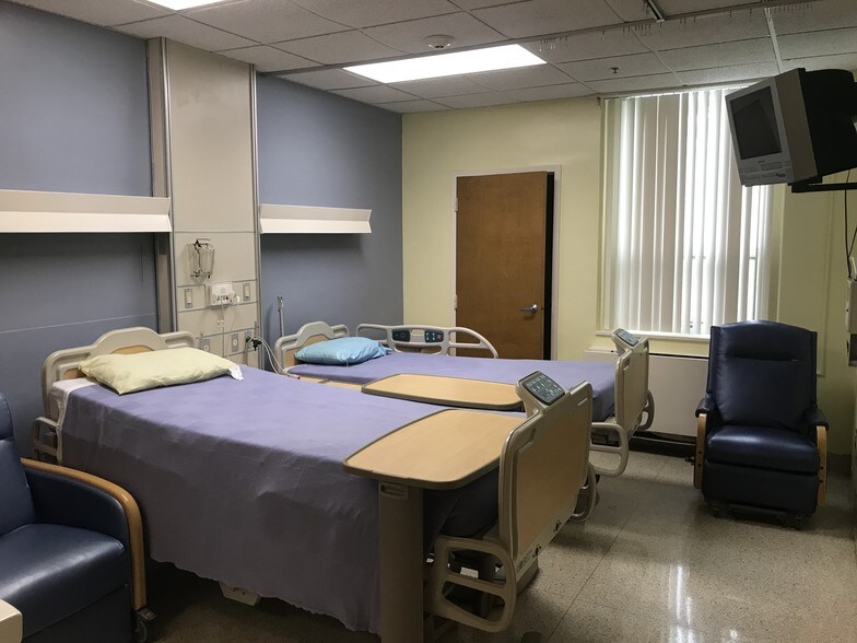 More Photos Of 102 Us 321 Byp, Winnsboro Hospital For Sale