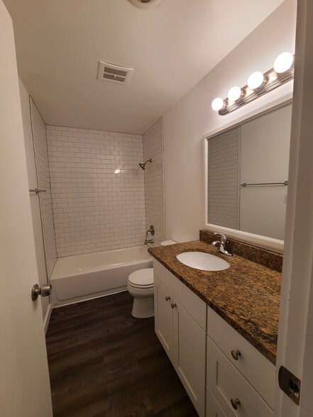 More Photos Of 3510 W Elmore St, Seattle Apartments For Sale