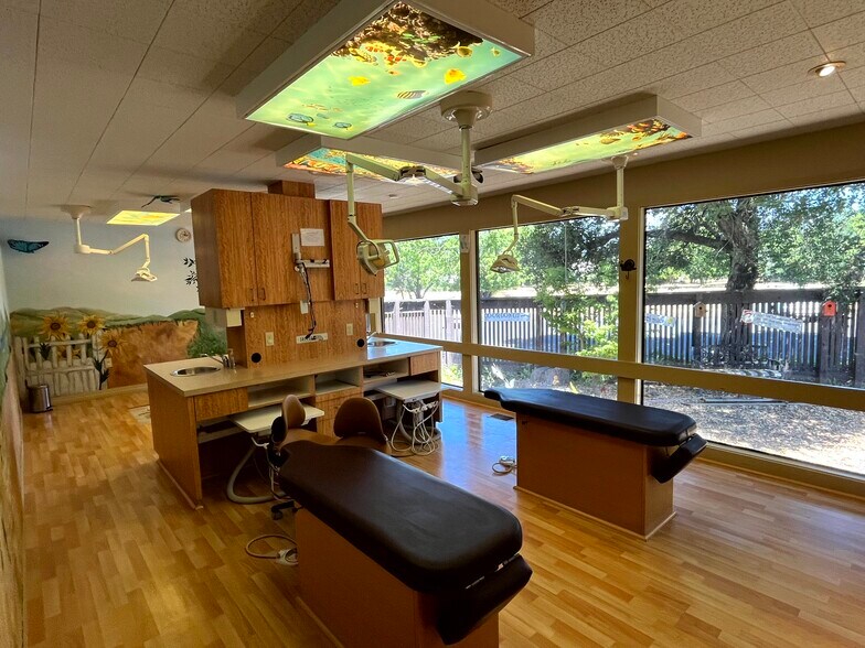 More Photos Of 4655 Hoen Ave, Santa Rosa Medical For Sale