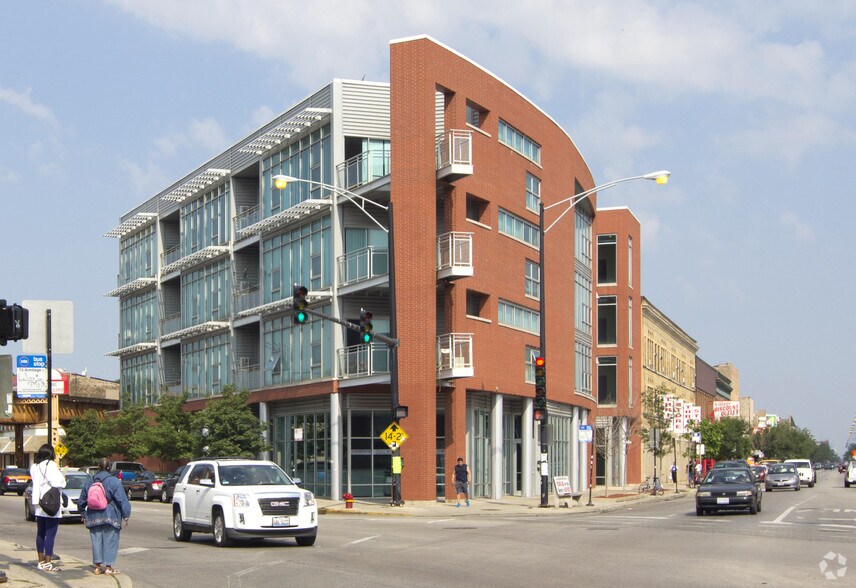 More Photos Of 2000 N Milwaukee Ave, Chicago Apartments For Lease