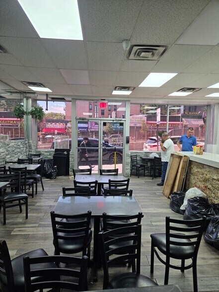 More Photos Of 209-215 E 167th St, Bronx Storefront For Lease