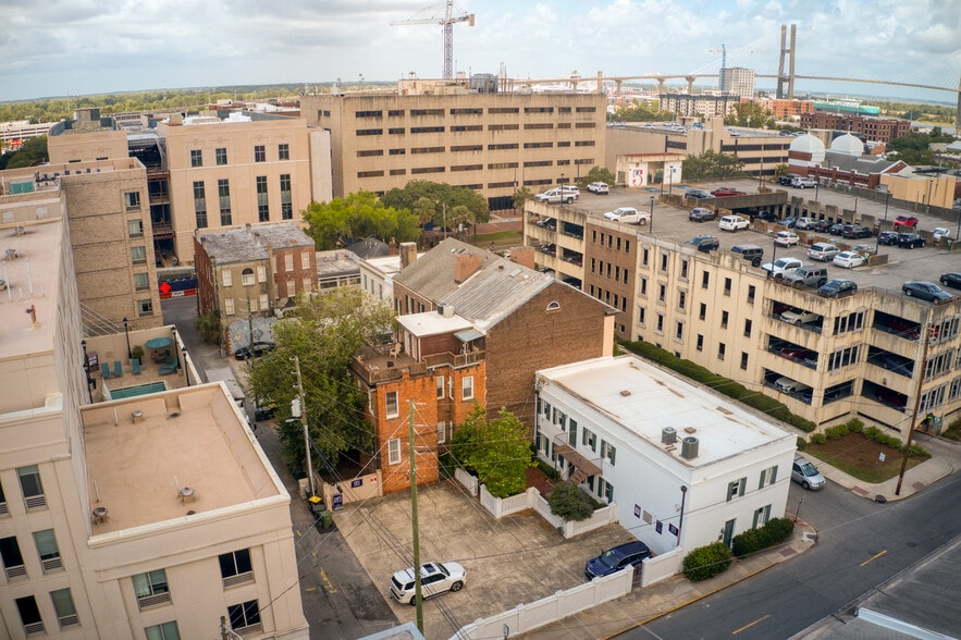 More Photos Of 301 W York St, Savannah Office For Sale