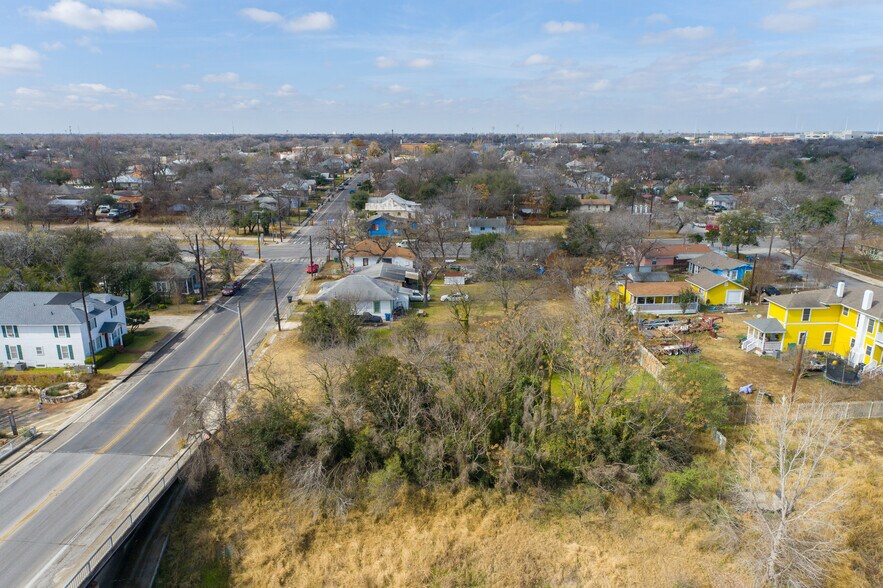 More Photos Of 333 E Theo Ave, San Antonio Land For Sale