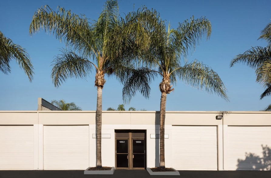 More Photos Of 13538-13594 Pumice St, Norwalk Warehouse For Lease