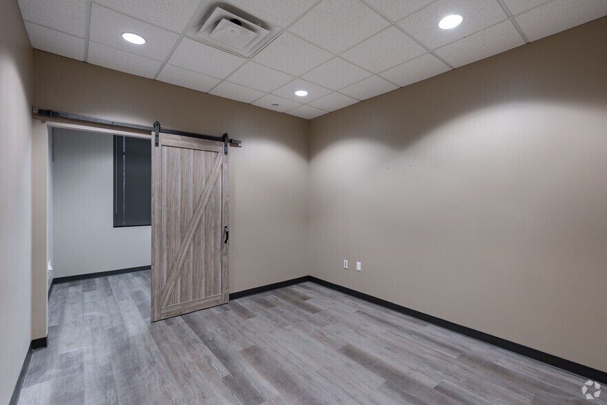 More Photos Of 12300 Dundee Ct, Cypress Unknown For Lease