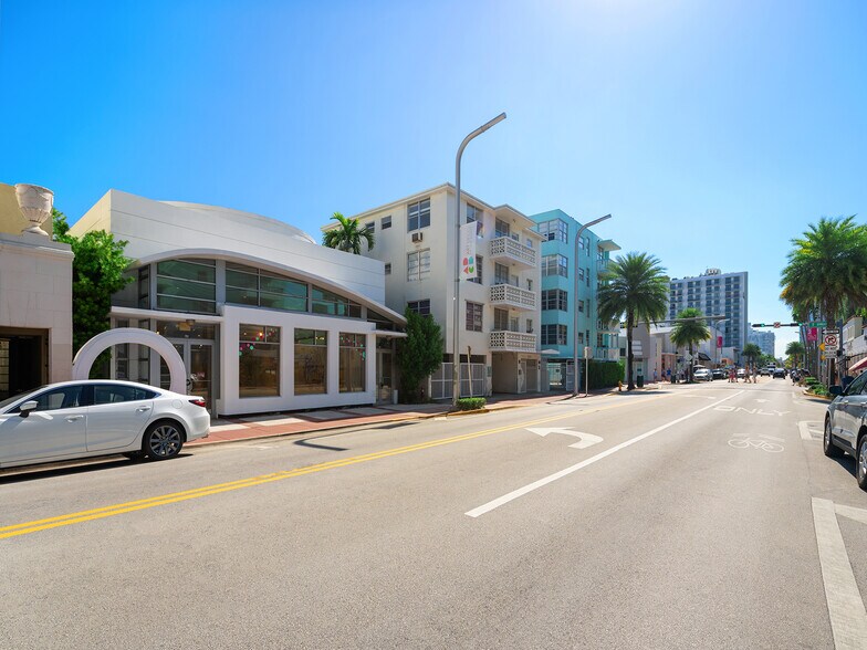 More Photos Of 721 Collins Ave, Miami Beach Storefront For Sale