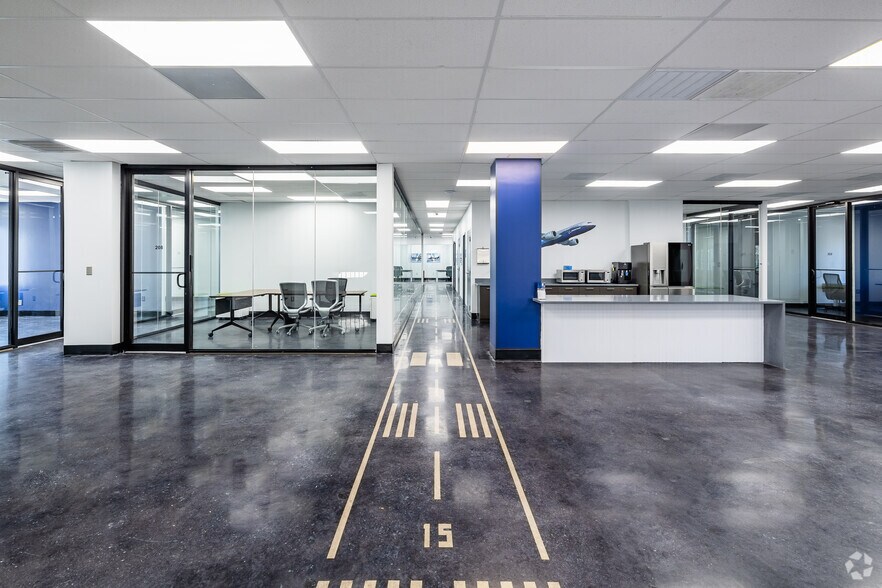 More Photos Of 3300 W Montague Ave, North Charleston Medical For Sale