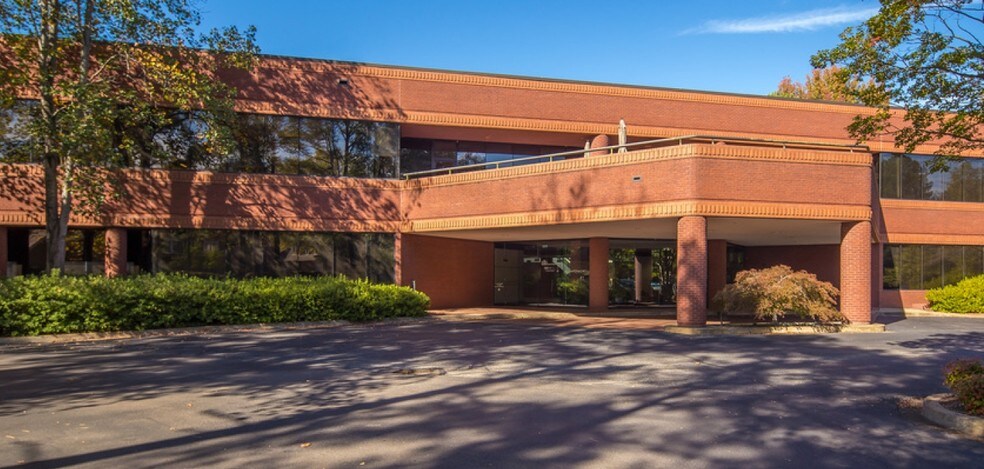 More Photos Of 1900 Exeter Rd, Germantown Office For Lease