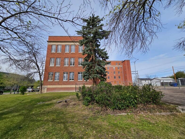 More Photos Of 1109 6th Ave N, Great Falls Assisted Living For Sale