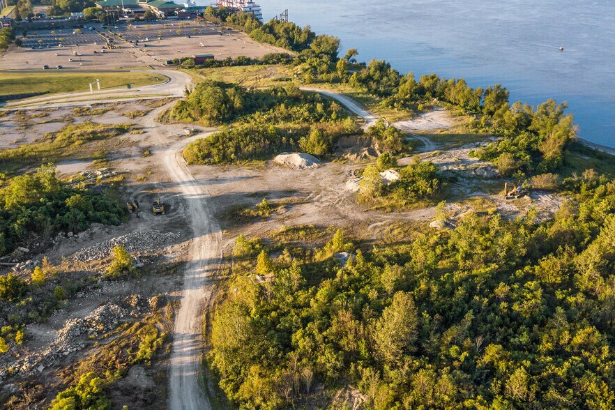 More Photos Of 100 River Rd S, Baton Rouge Land For Sale