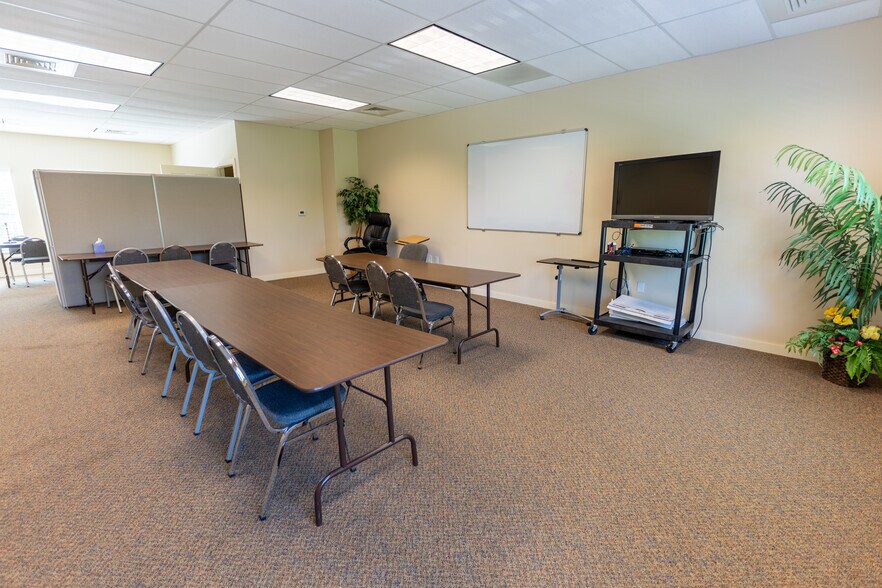 More Photos Of 4520 Mint Hill Village Ln, Mint Hill Medical For Sale