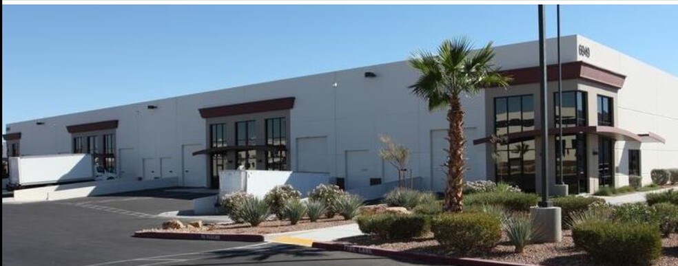 More Photos Of 6957 Speedway Blvd, Las Vegas Warehouse For Lease
