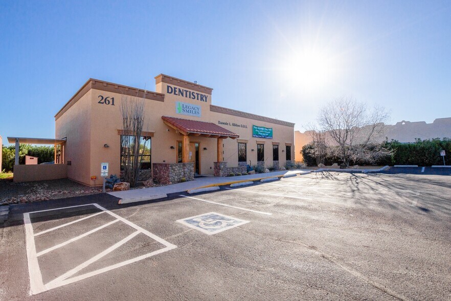 More Photos Of 261 W Duval Rd, Green Valley Medical For Sale