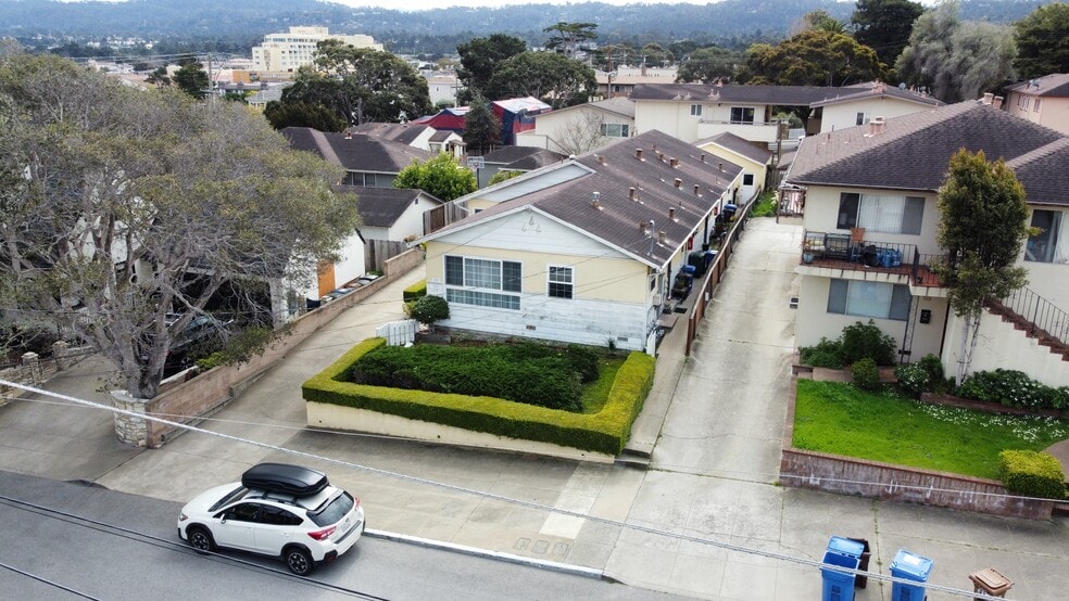 Primary Photo Of 107 Seeno St, Monterey Apartments For Sale