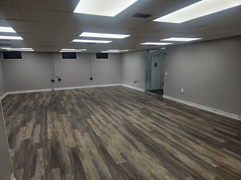 More Photos Of 230 Arlington Rd, Jacksonville Flex For Sale