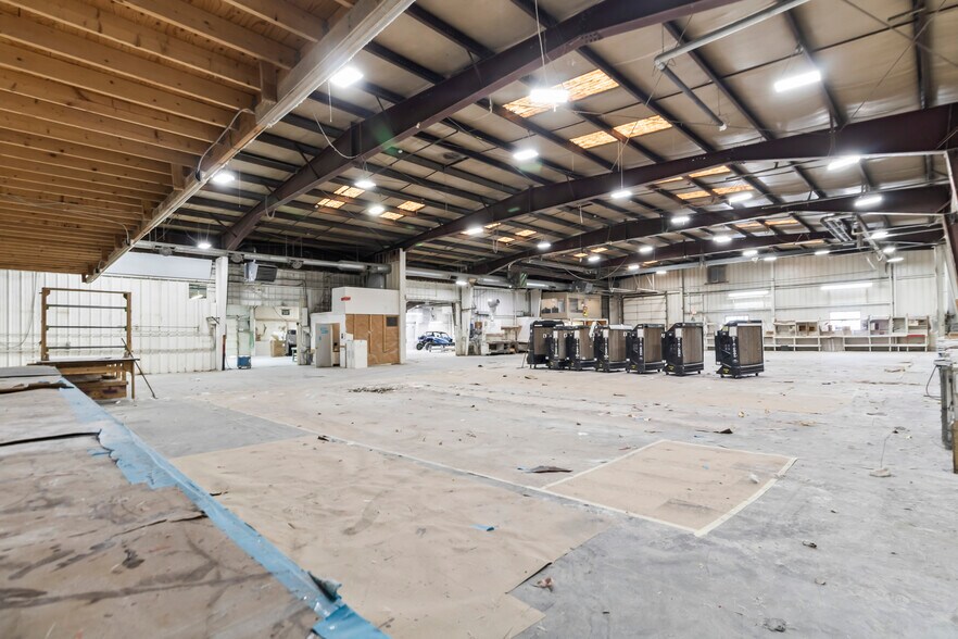 More Photos Of 4618 Pointe Tremble Rd, Clay Township Warehouse For Sale