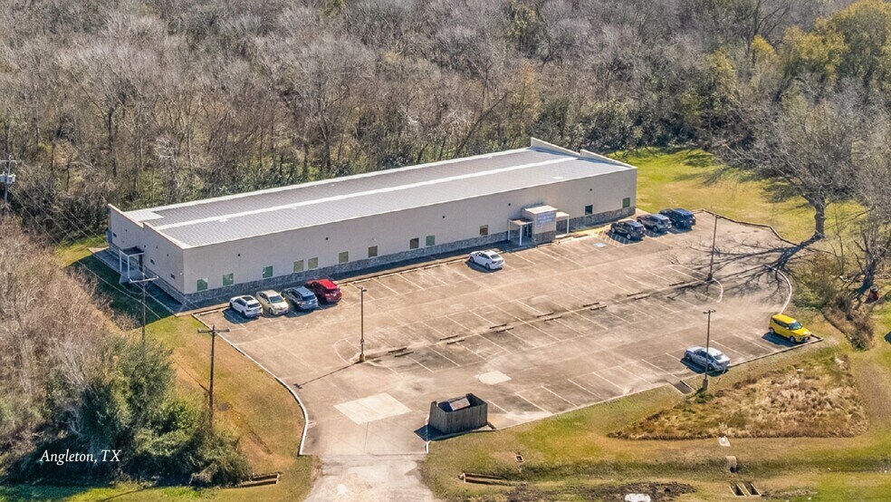 Primary Photo Of 1504 E Mulberry, Angleton Office For Sale