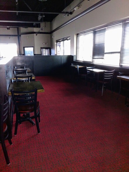 More Photos Of 2055 S Linden Rd, Flint Restaurant For Sale