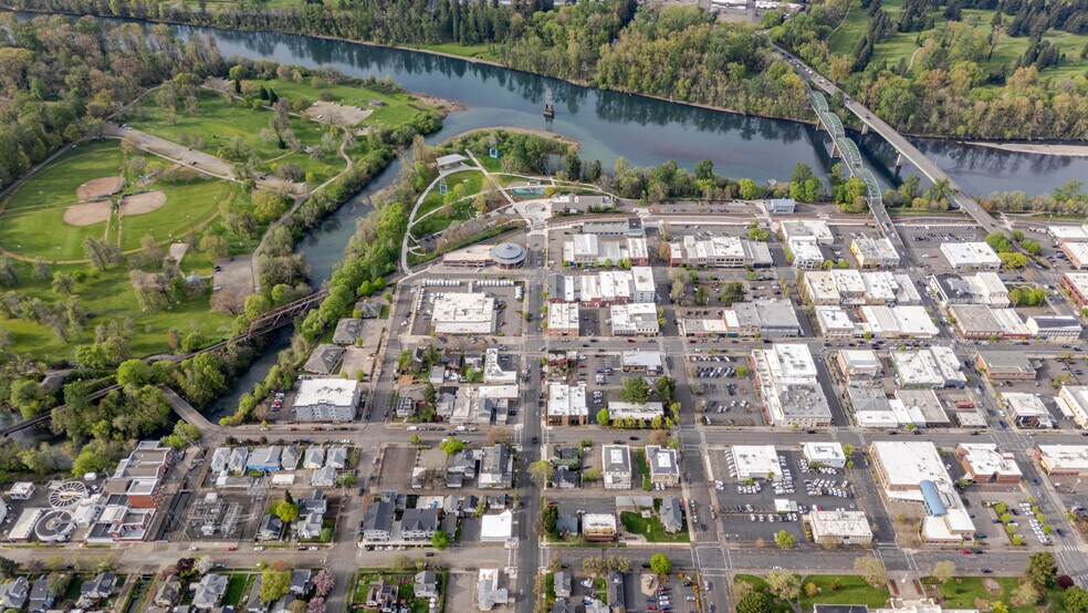 More Photos Of 305 Washington St SW, Albany Freestanding For Sale