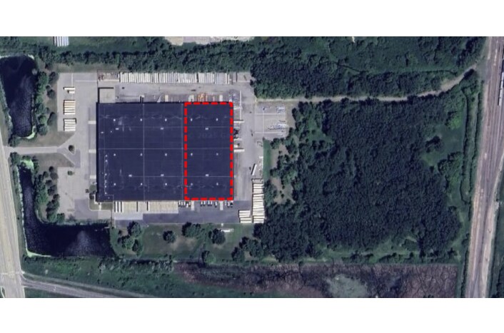 More Photos Of 2415 3rd Ave, Mankato Distribution For Lease