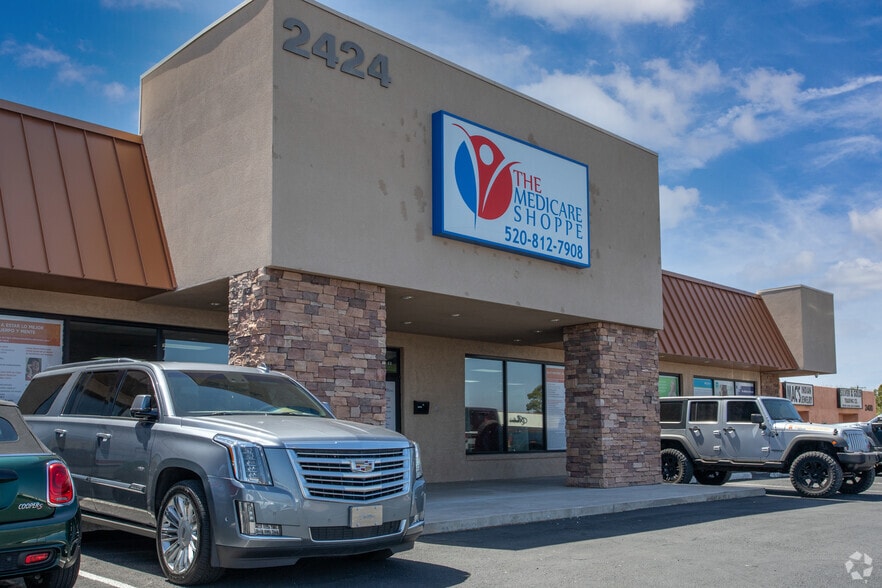 More Photos Of 2424 E Grant Rd, Tucson Freestanding For Sale