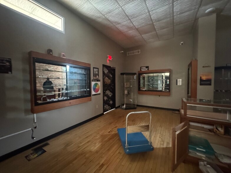 More Photos Of 801 N State St, Big Rapids Freestanding For Sale