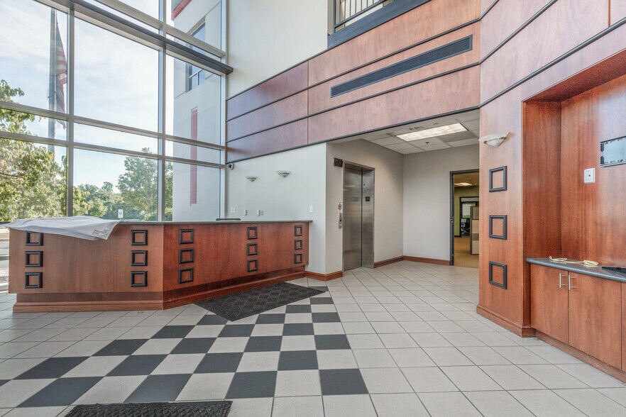 More Photos Of 265 Admiral Trost Rd, Columbia Office For Sale