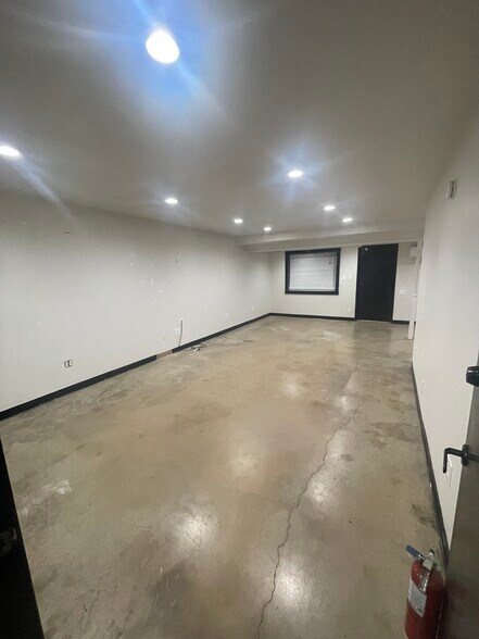 More Photos Of 2702 N Loop 1604 E, San Antonio Office For Lease