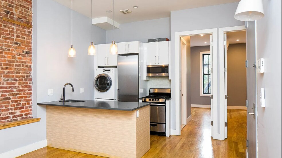 More Photos Of 992 Broadway, Brooklyn Storefront Retail Residential For Sale