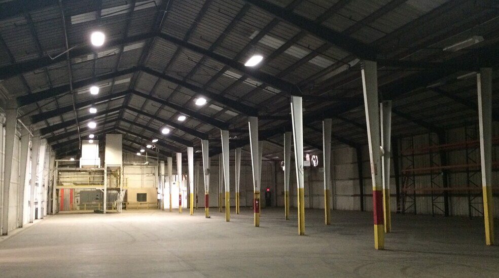 More Photos Of 201 S Cactus Ave, Rialto Manufacturing For Sale