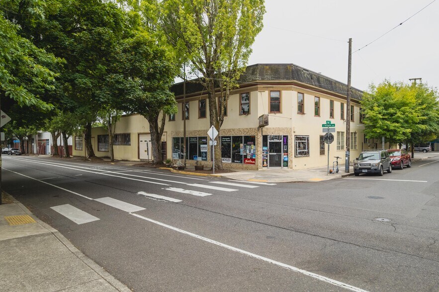 Primary Photo Of 2249 N Williams Ave, Portland Warehouse For Lease