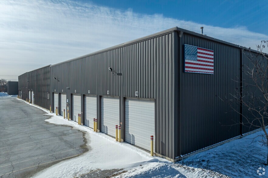 More Photos Of 6226 W 74th St, Bedford Park Manufacturing For Sale