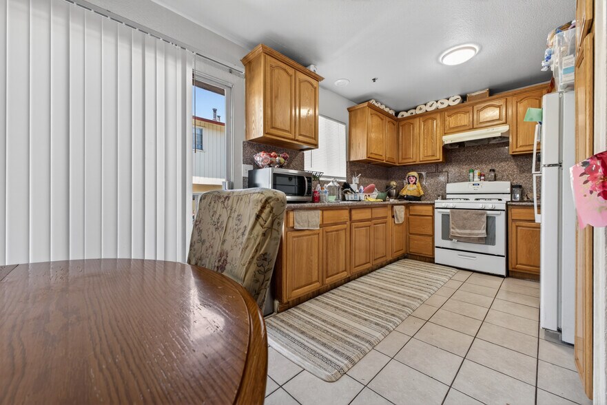 More Photos Of 113-119 Gonda St, Watsonville Apartments For Sale
