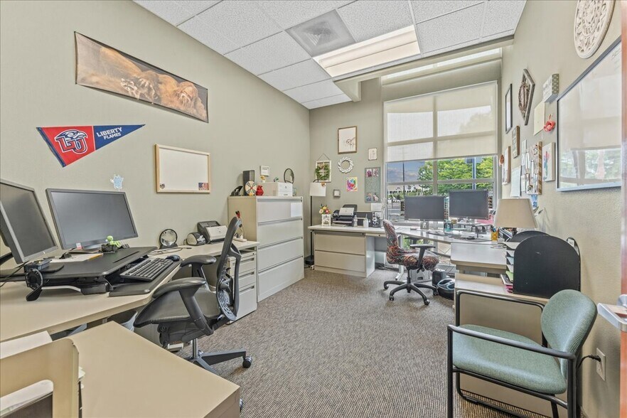 More Photos Of 250 Division St NE, Salem Office For Lease