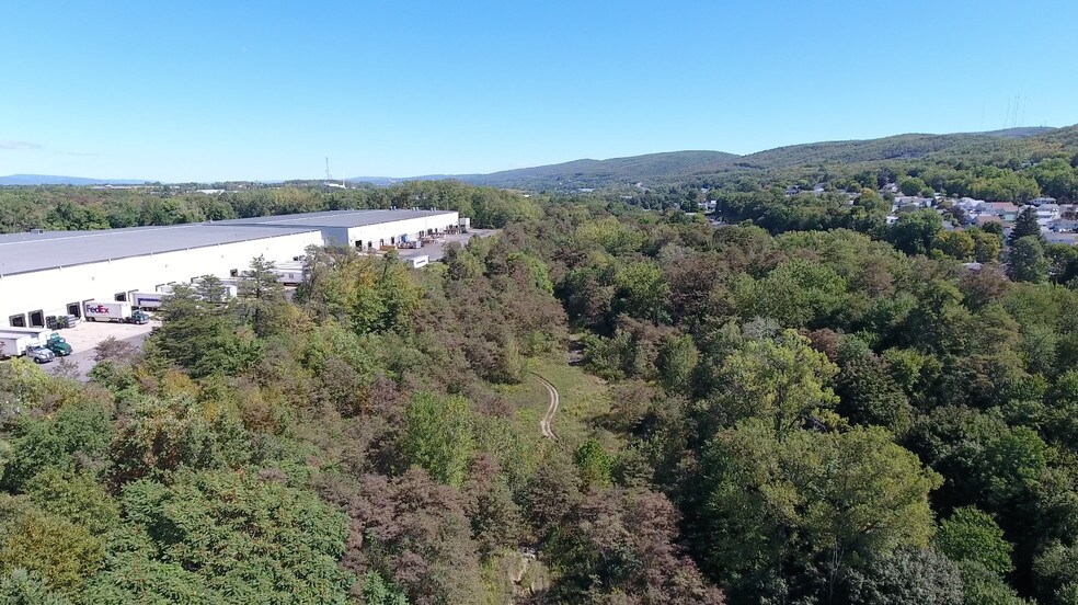 More Photos Of 1050 Hanover St, Wilkes Barre Industrial For Sale