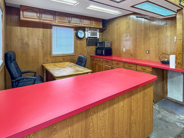 More Photos Of 3804 Francis St, New Castle Specialty For Sale