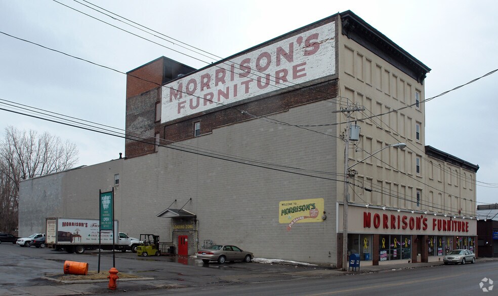 More Photos Of 230 Factory St, Watertown Warehouse For Sale