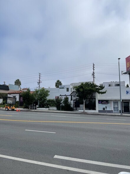 More Photos Of 1626 Westwood Blvd, Los Angeles Office For Lease