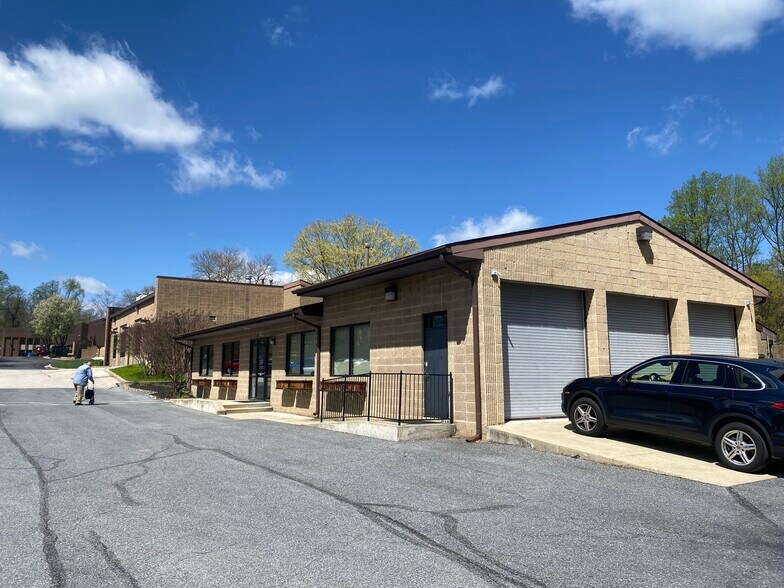 More Photos Of 10715 Little Patuxent Pky, Columbia Storefront Retail Office For Sale