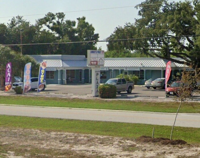 More Photos Of 3372-3386 S McCall Rd, Englewood Unknown For Lease