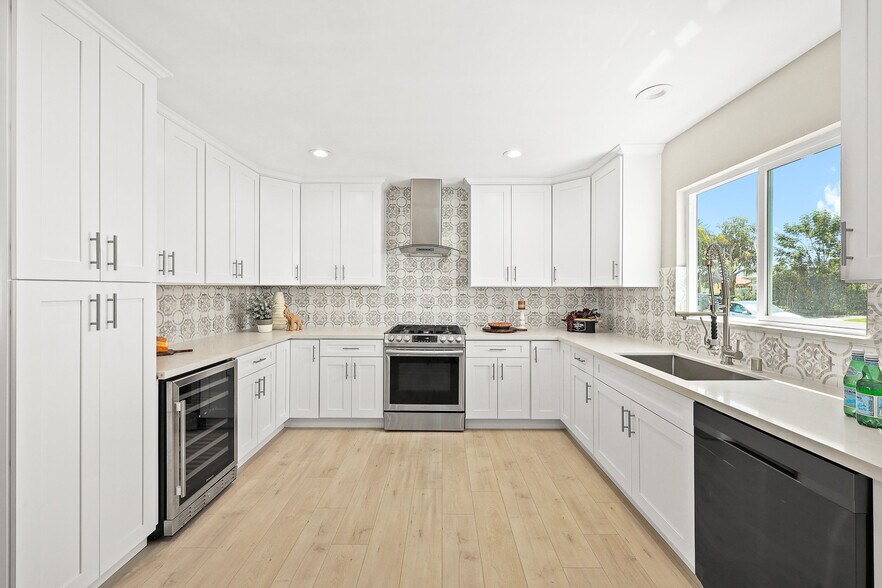More Photos Of 1227 E Grovecenter St, West Covina Specialty For Sale