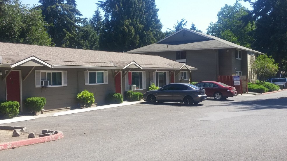 Primary Photo Of 17316 E Burnside St, Portland Apartments For Sale