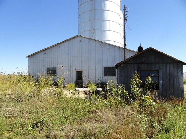 More Photos Of 6100 39th Street, Kearney Specialty For Sale