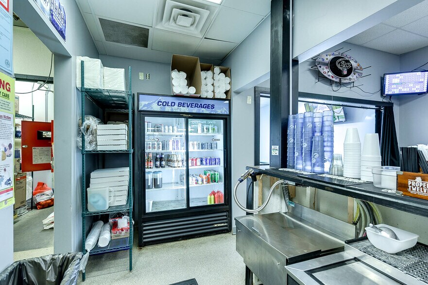 More Photos Of 1818 Central Ave, Auburn General Retail For Sale