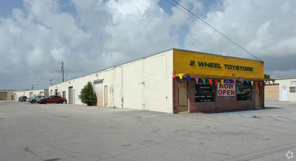 More Photos Of 1041 Silver Beach Rd, Riviera Beach Warehouse For Lease